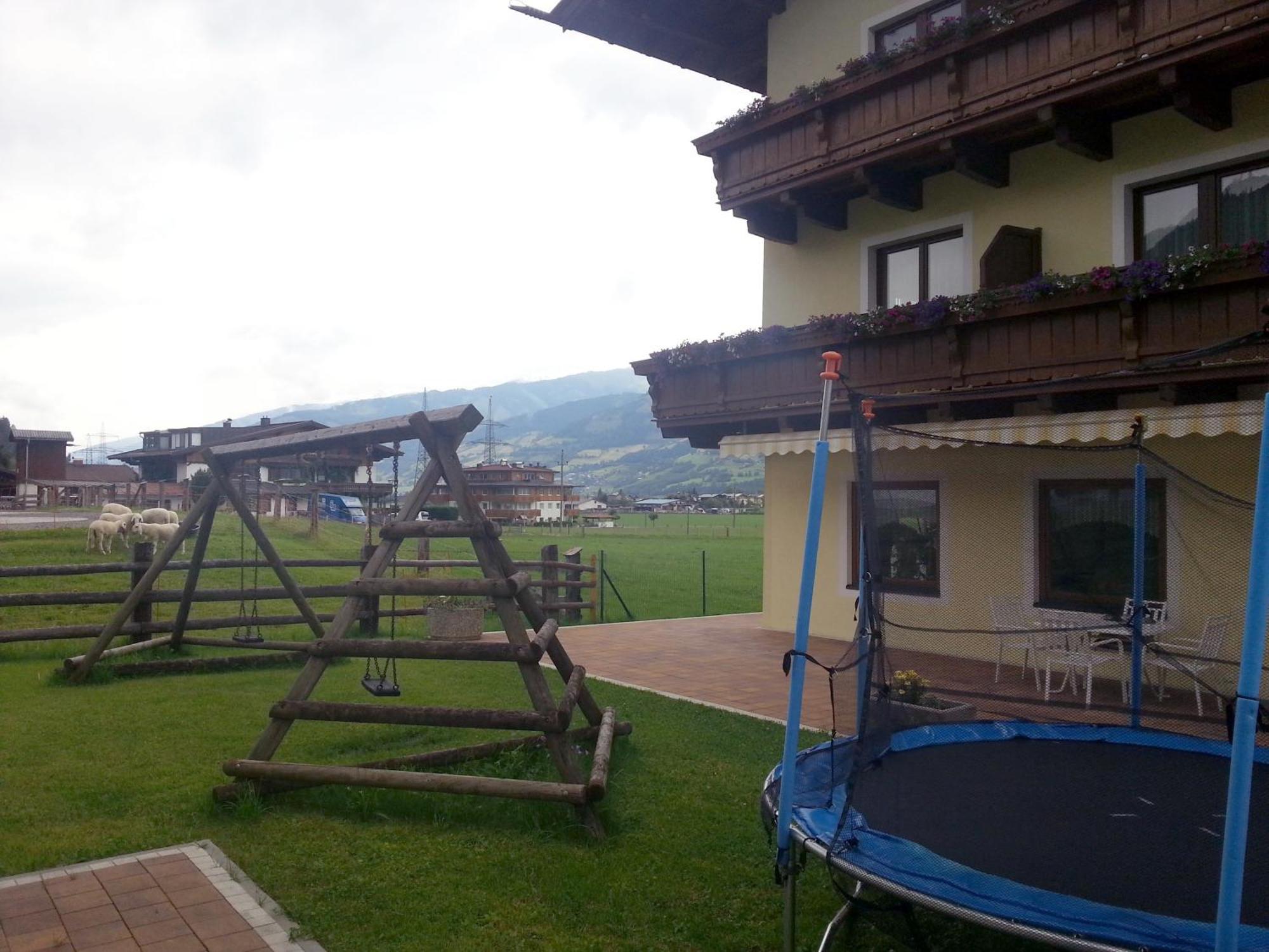 Pension Rieder Kaprun Buitenkant foto